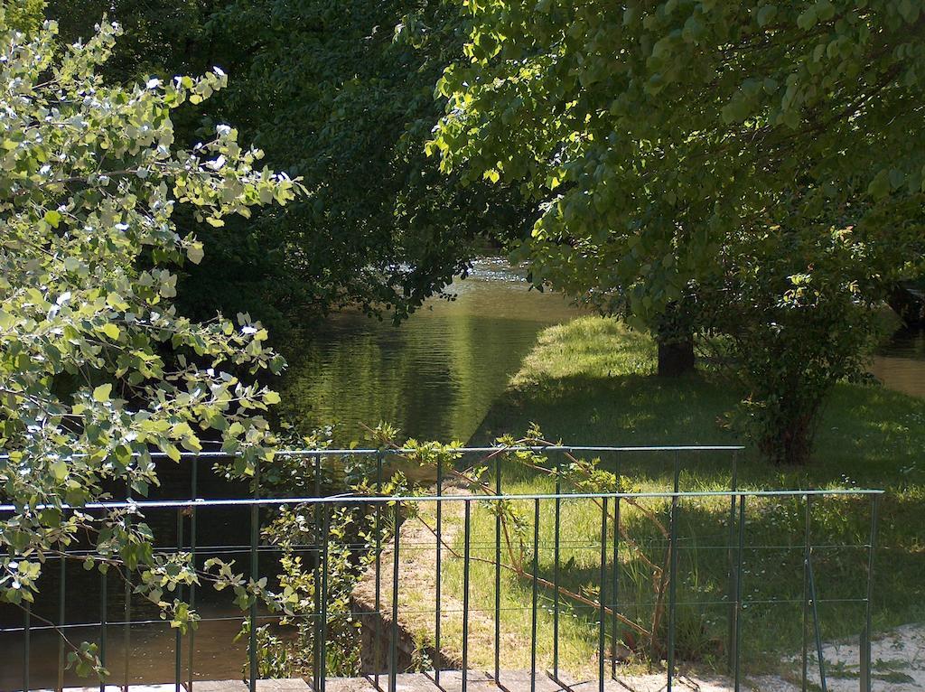 ホテル Moulin De Vigonac Valeuil エクステリア 写真